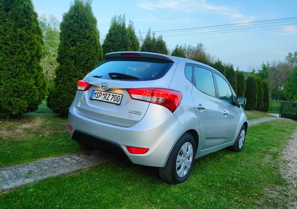 Hyundai ix20 cena 22900 przebieg: 134000, rok produkcji 2011 z Miechów małe 277